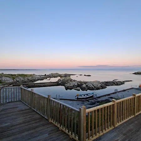 The Point By The Sea